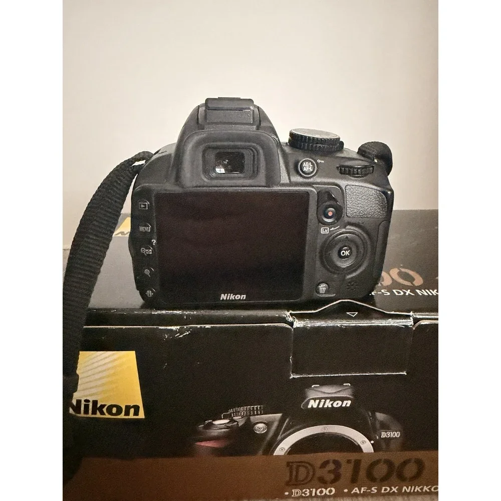 Nikon D3100 Digital SLR Camera with 18-55mm VR Len Kit With Box And Charger